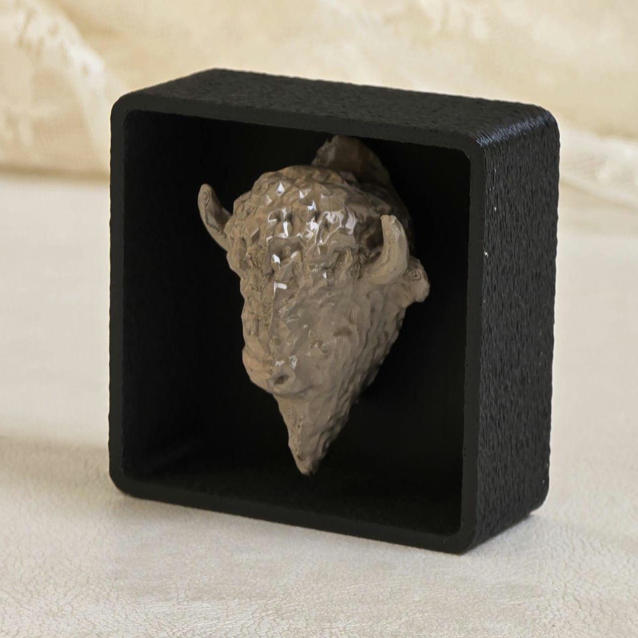 Bison with Shadow Box - Magnetic Display - Decor Decoration