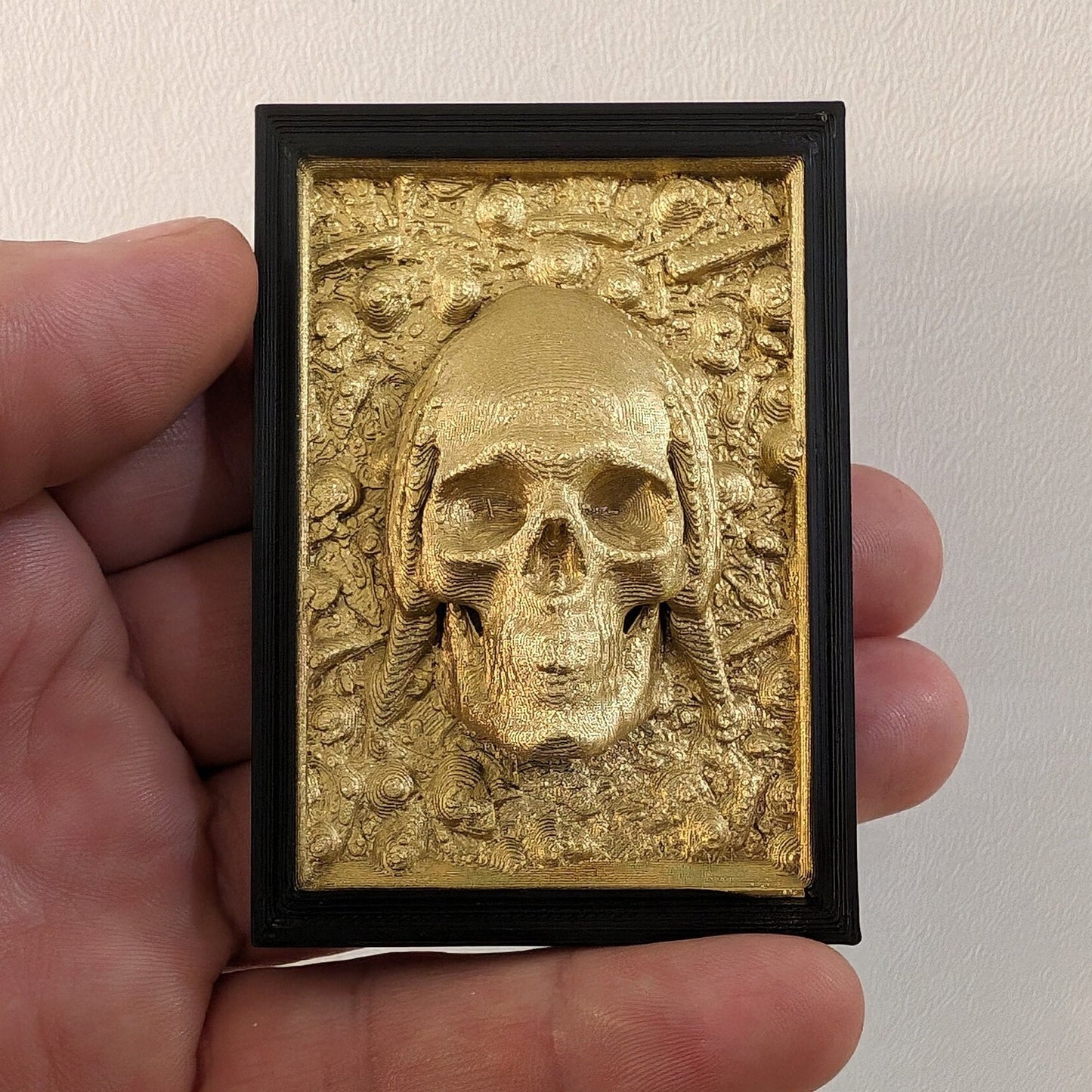 Three Wise Skulls Memento Mori Decor