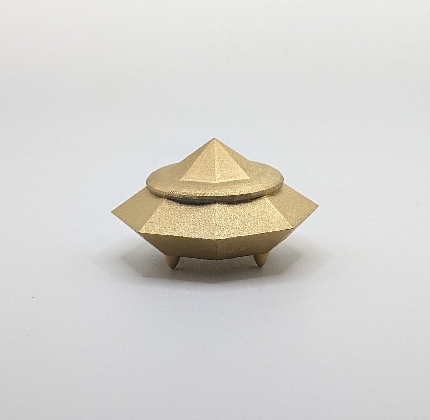 Alien UFO Flying Diamond Saucer Miniature Figurine