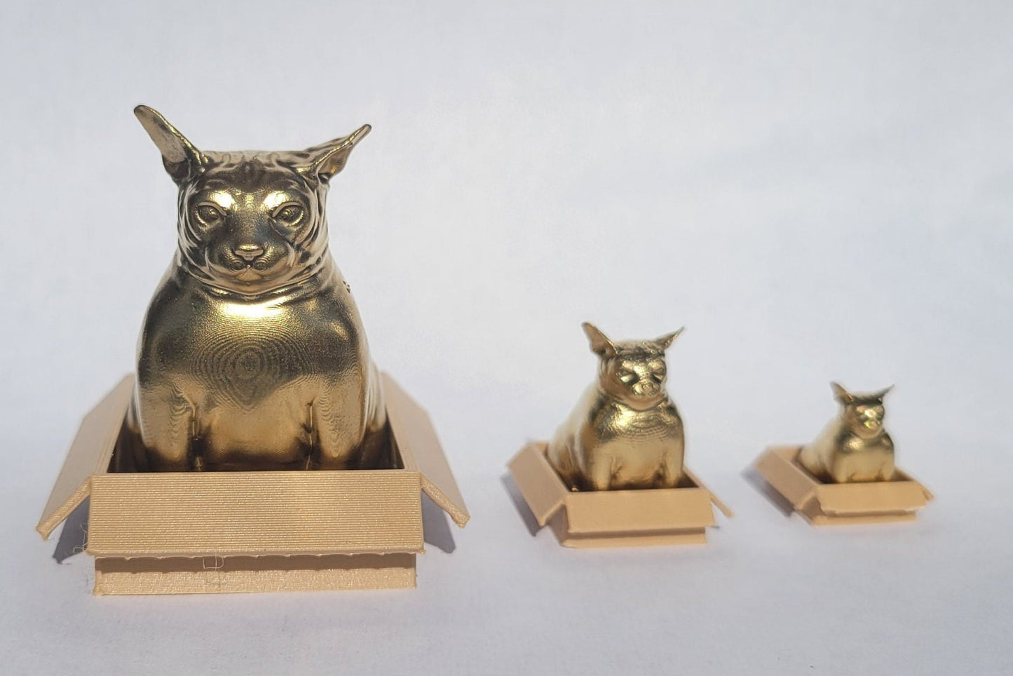 Golden Good Luck Fat Sphynx Cat Sitting in a Box Miniature Figurine Chonk Cute Hairless Cat Toy Small Mini Smol Trinket Decoration Lucky